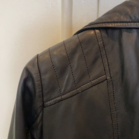 Danier Genuine Leather Jacket - Picture 7 of 8